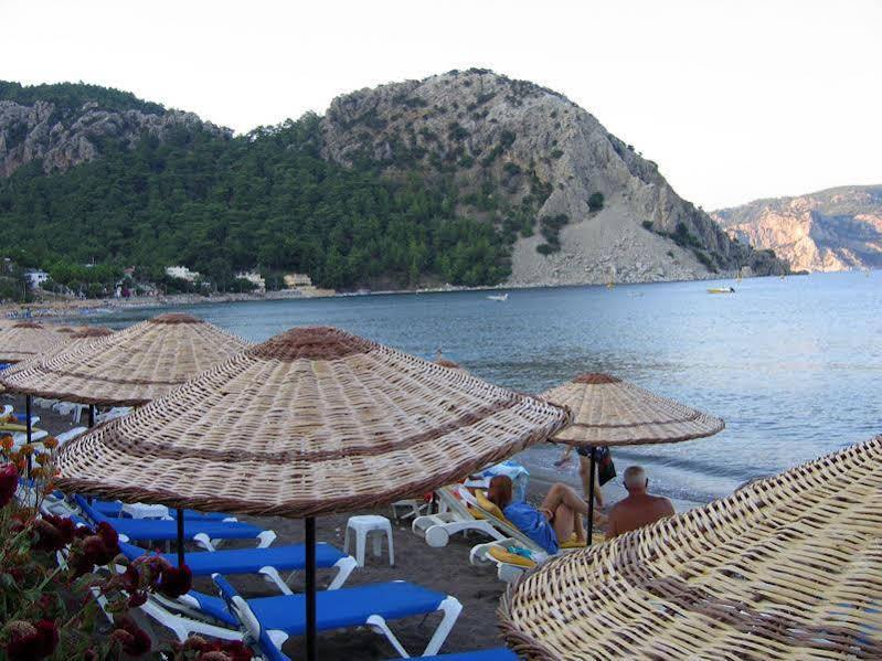 Zeybek Hotel Турунч Екстериор снимка