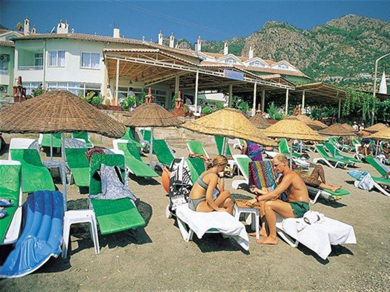 Zeybek Hotel Турунч Екстериор снимка